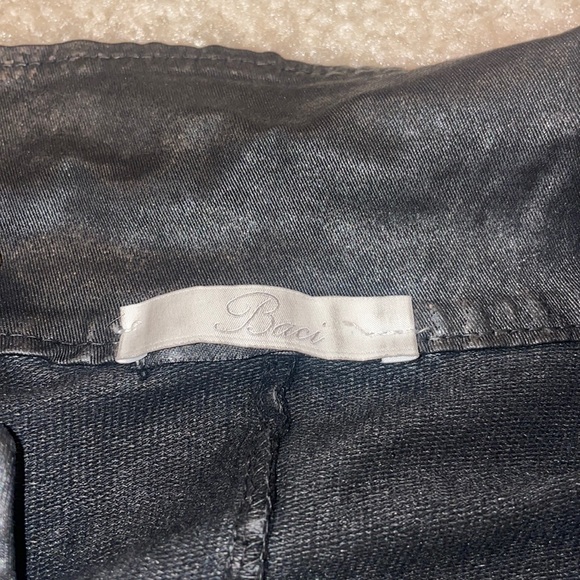 Baci Medium Jacket - Picture 2 of 6